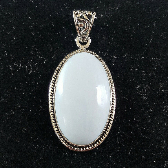 Jewelry - Angelite Pendant